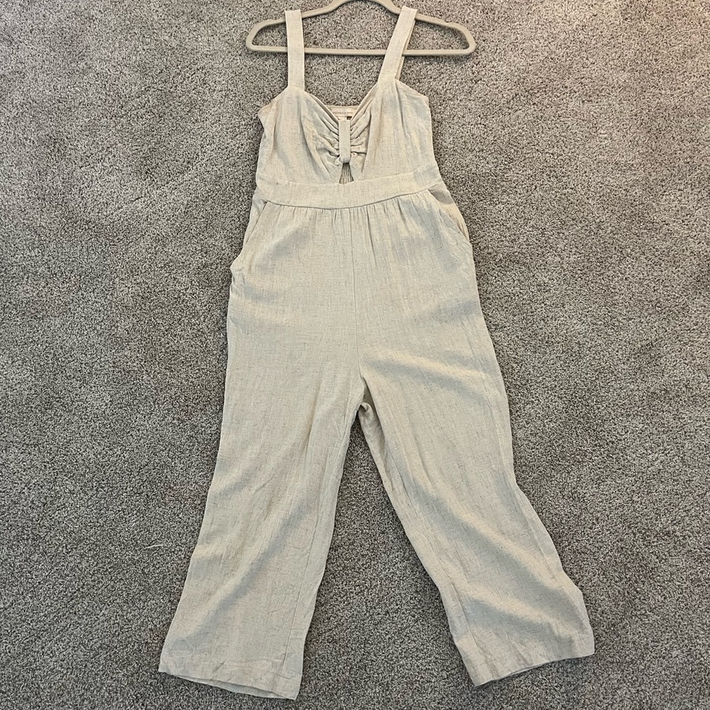 Ivory jumpsuit size M